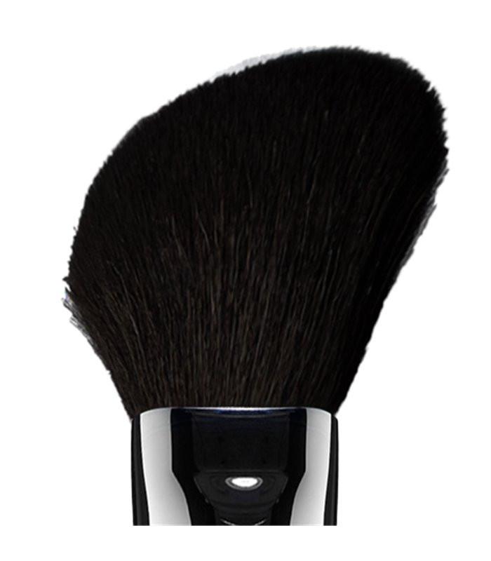 Angled Blush & Powder Brush